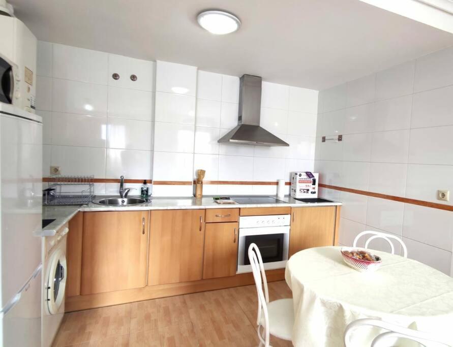 Apartamento La Emisora Ponferrada Exterior photo